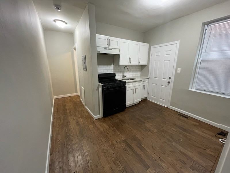 817 18th Ave #2 - Photo 2 of 6