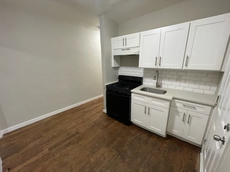 817 18th Ave #2 - Photo 5 of 6