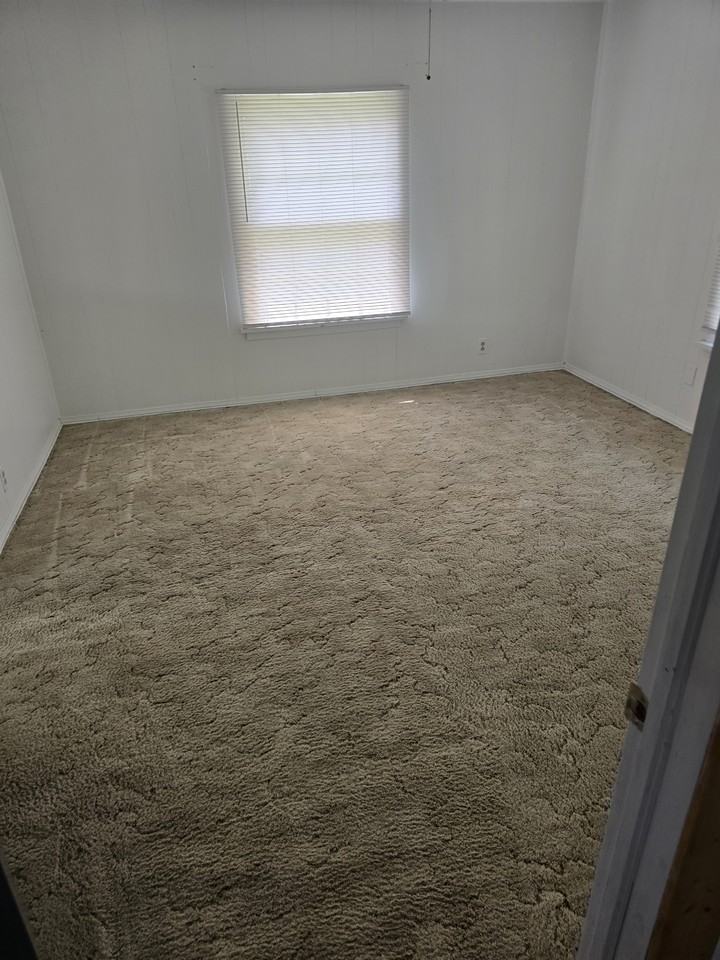 1809 W Main St #NA - Photo 6 of 8
