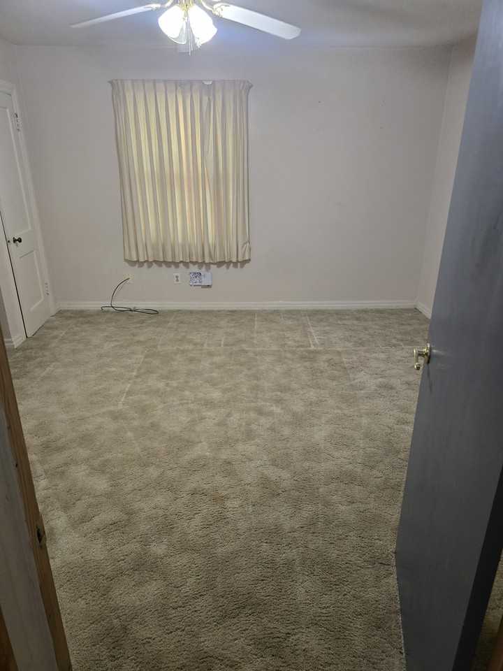 1809 W Main St #NA - Photo 7 of 8