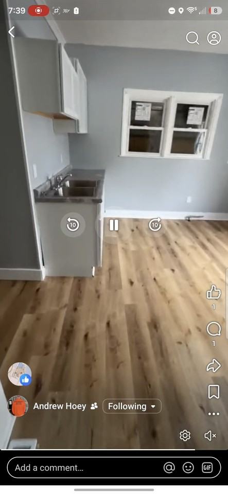 2405 N 34th St #2 - Photo 5 of 8