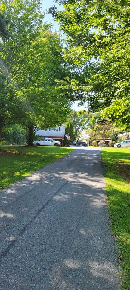 1029 Broad Ln #A - Photo 7 of 10