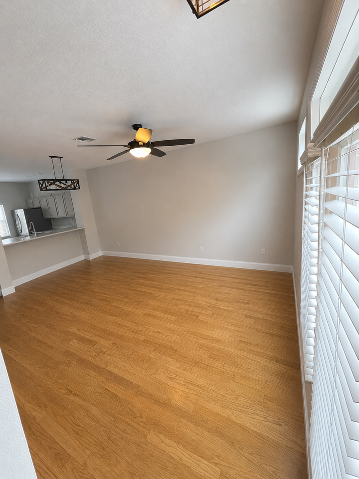 703 Charles Ct S #NA - Photo 2 of 38