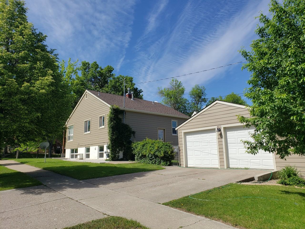 2225 2nd Ave N #2225-1-2 - Photo 2 of 12