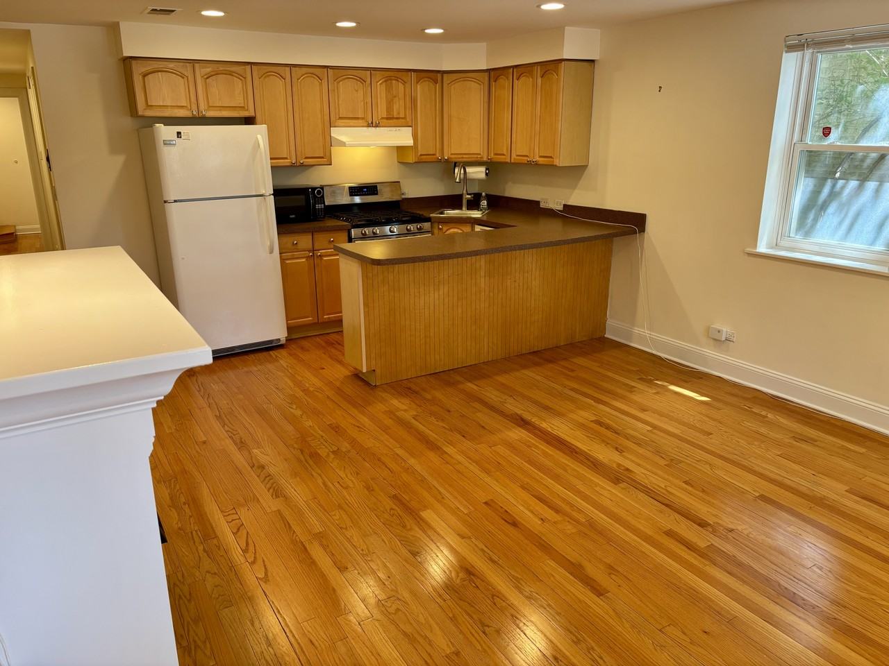 6658 W Devon Ave #NA - Photo 3 of 10