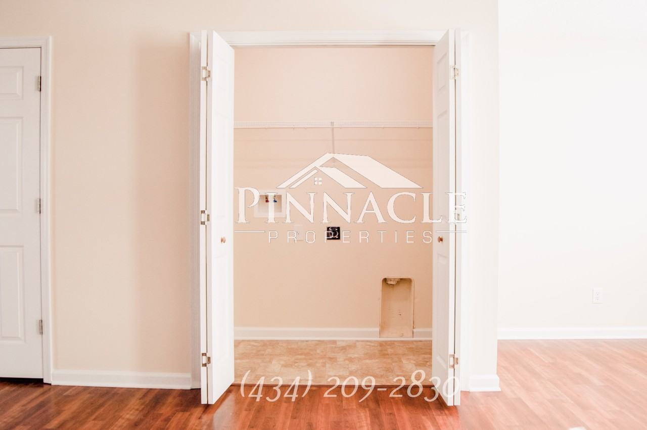 104 Colonnade St #A - Photo 7 of 17