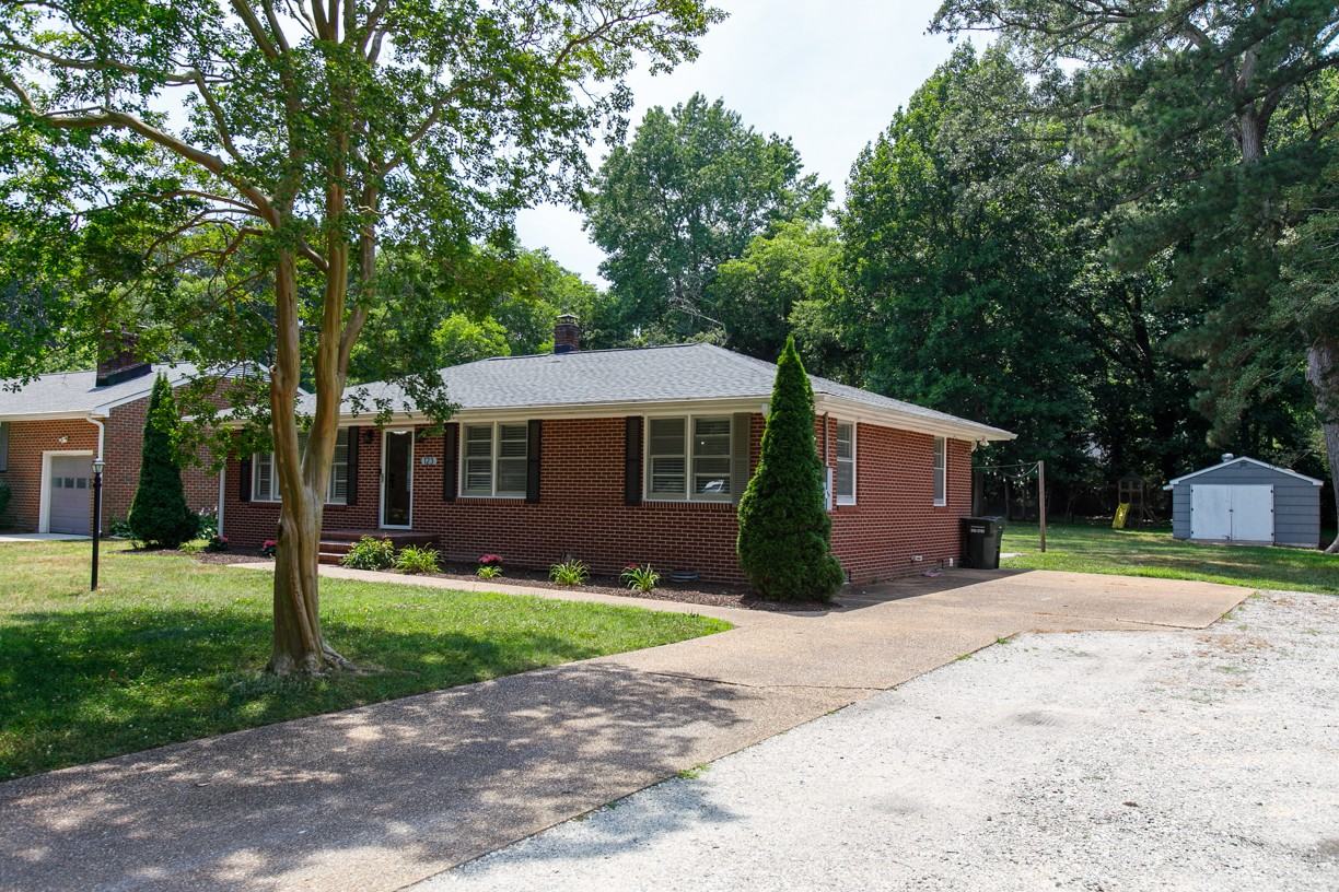 123 Vine Dr #NA - Photo 2 of 42