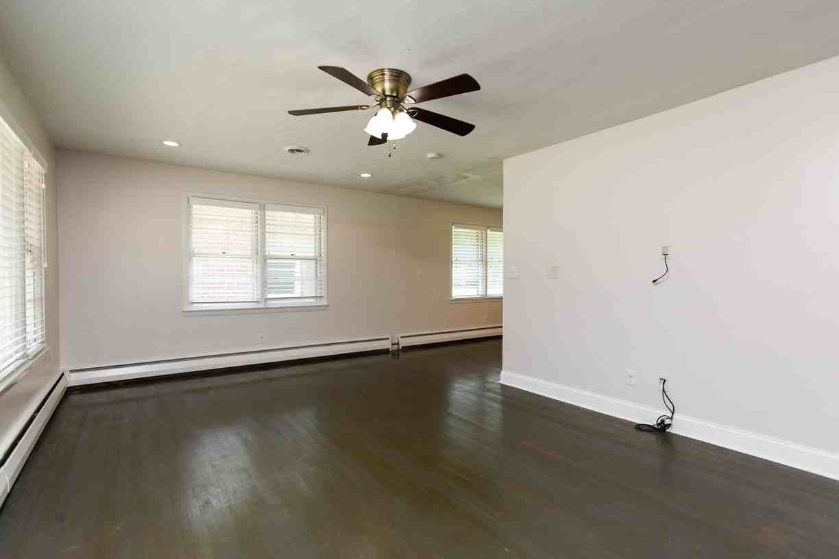 123 Vine Dr #NA - Photo 4 of 42