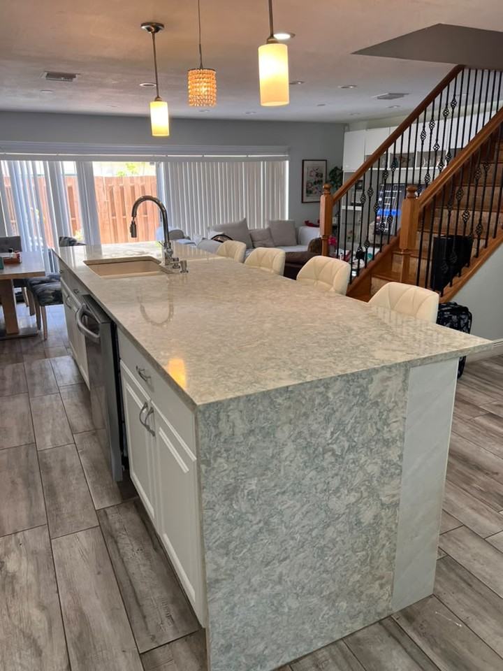 8249 Nw 9th St #5 - Photo 4 of 11