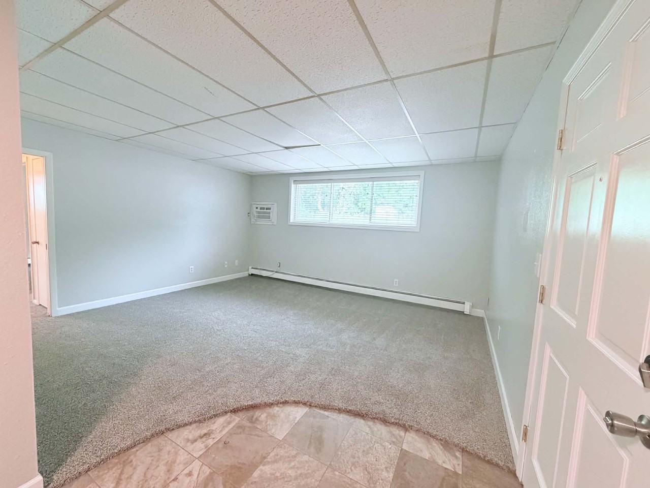 104 6th St Ne #3 - Photo 4 of 7