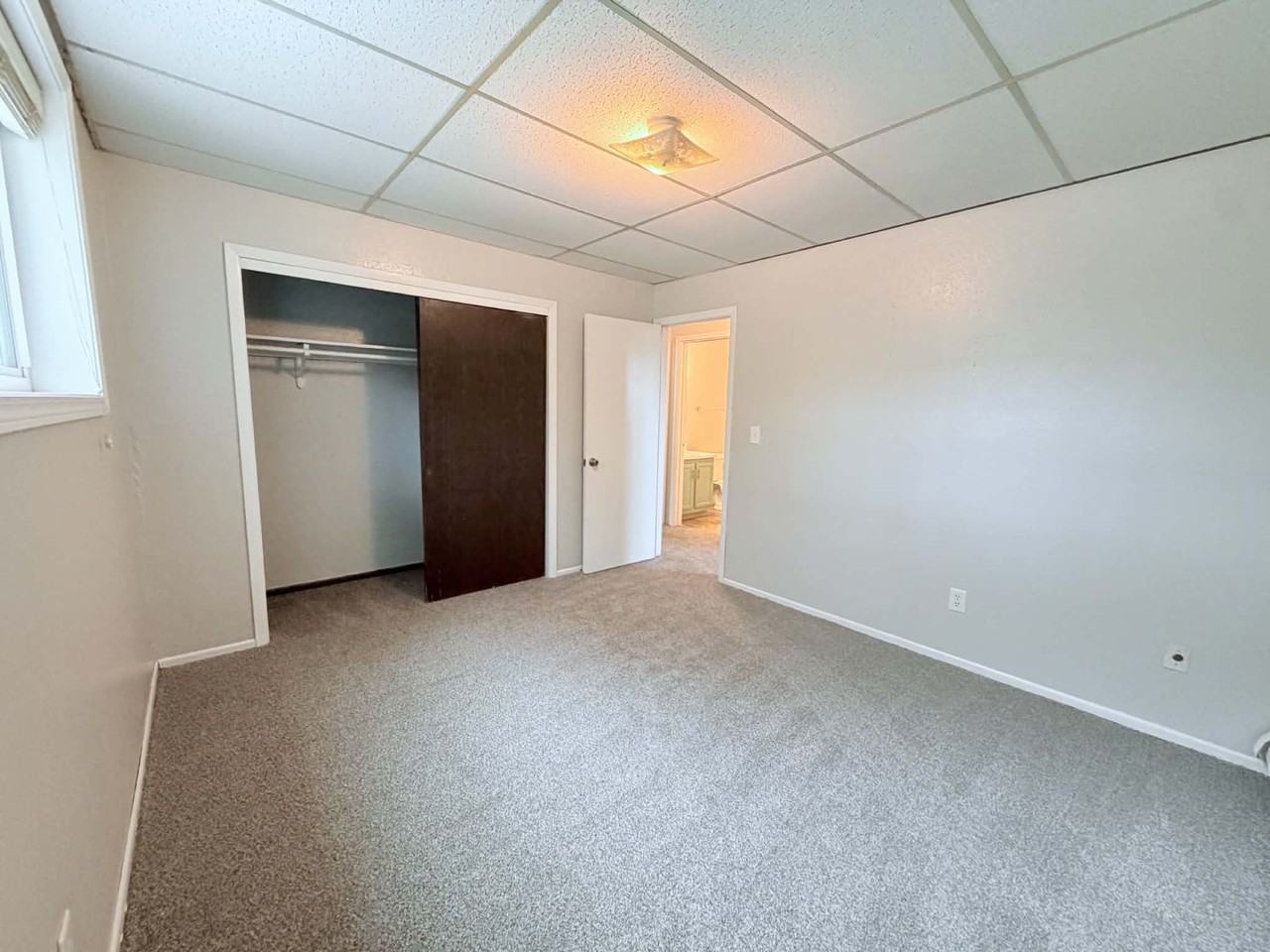 104 6th St Ne #3 - Photo 6 of 7