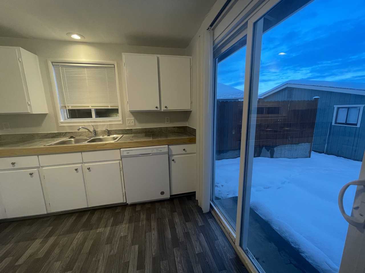 1103 Methow St #NA - Photo 5 of 21