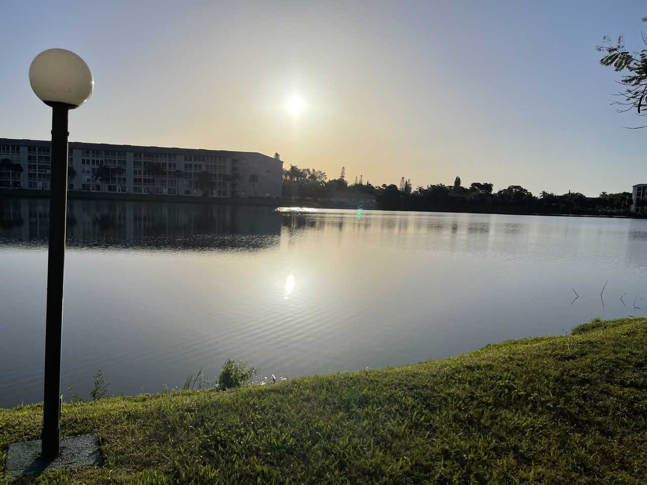 3693 Lake Bayshore Dr #H - Photo 4 of 20