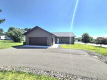 1000 10th Ave Ne #NA - Photo 1 of 1