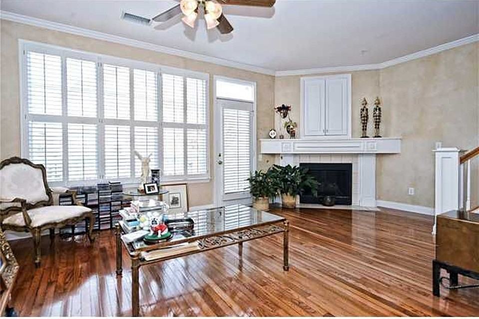 216 S Cedar St #216 - Photo 2 of 13
