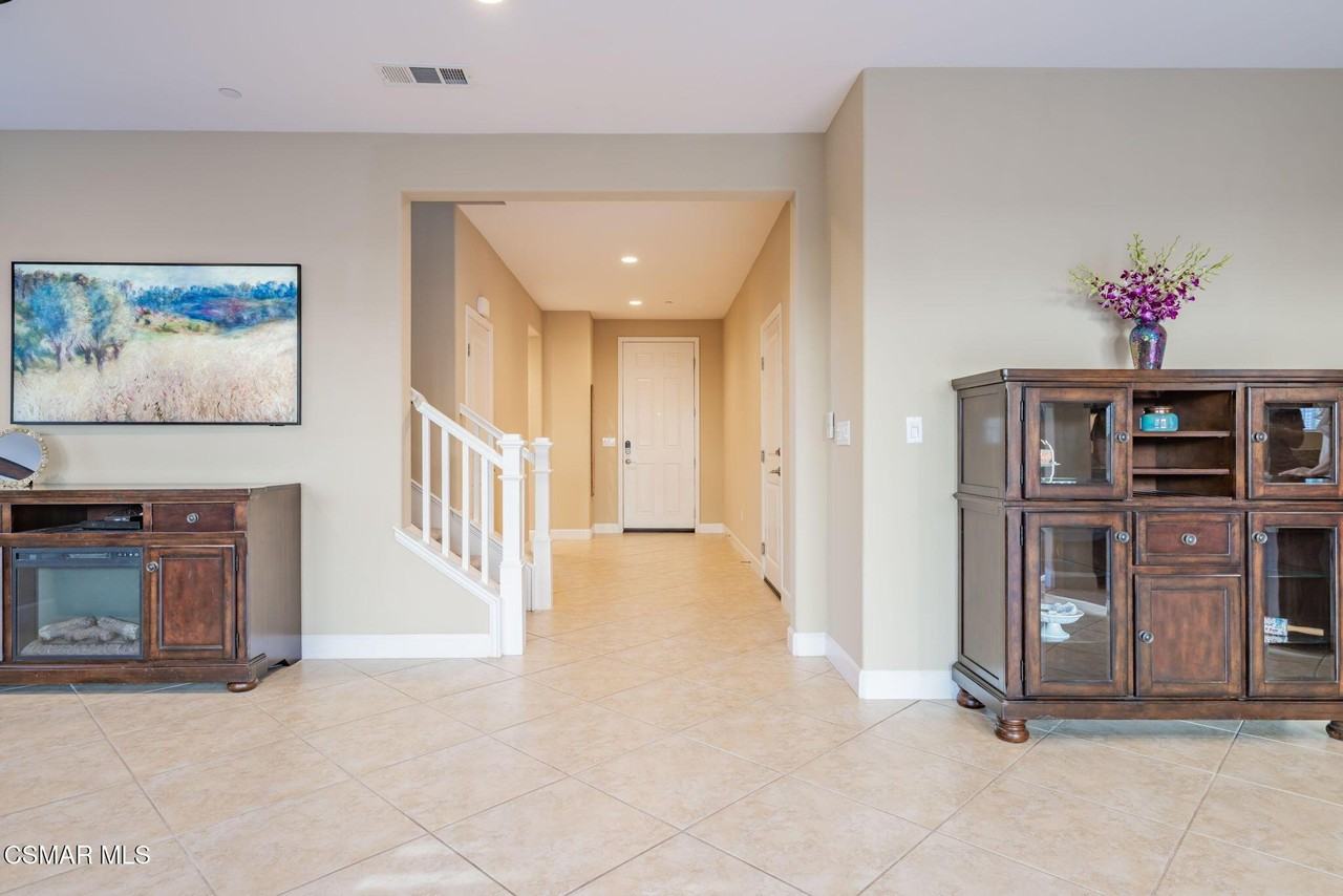 7116 Baneberry Ave #NA - Photo 5 of 34