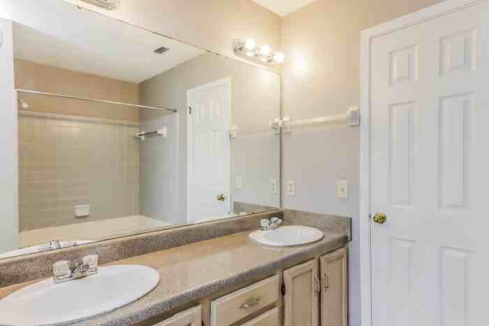 1024 Countryside Ln - Photo 7 of 12