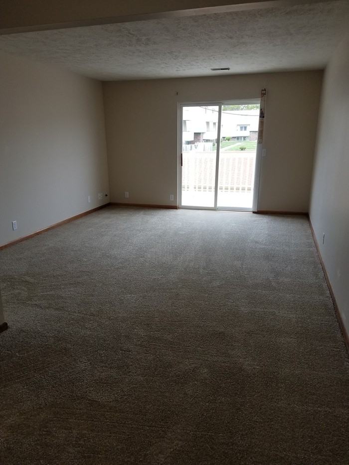 11433 Arbor St #309 - Photo 3 of 13