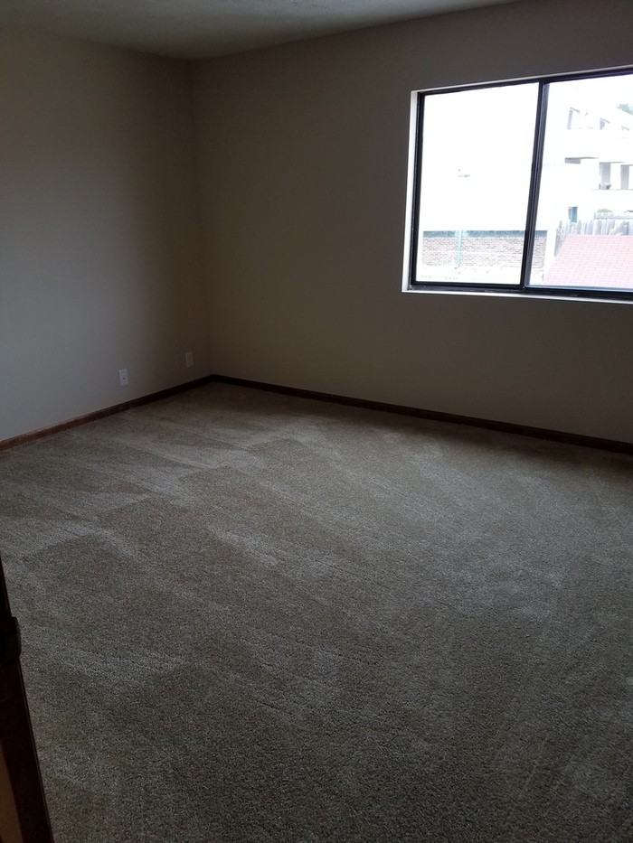 11433 Arbor St #309 - Photo 5 of 13