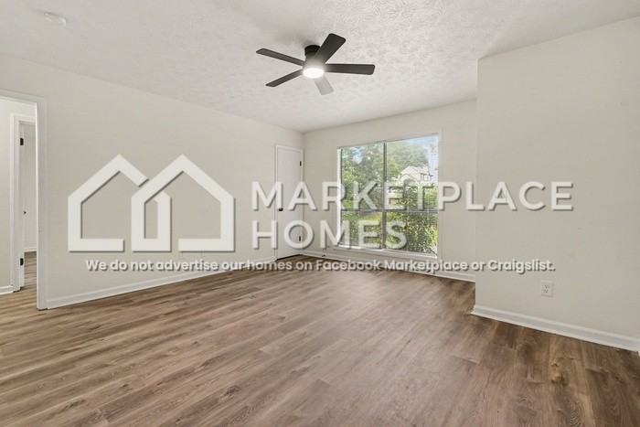3022 Cruse Rd Unit A - Photo 6 of 25