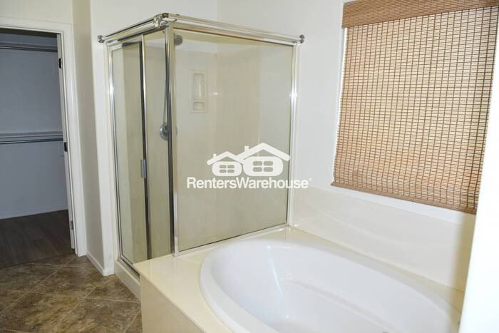 10827 W Cottontail Ln - Photo 5 of 26