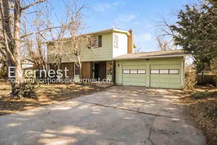 2810 1/2 Cordry Ct - Photo 2 of 27