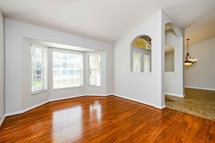 1012 Heron Ct - Photo 6 of 20