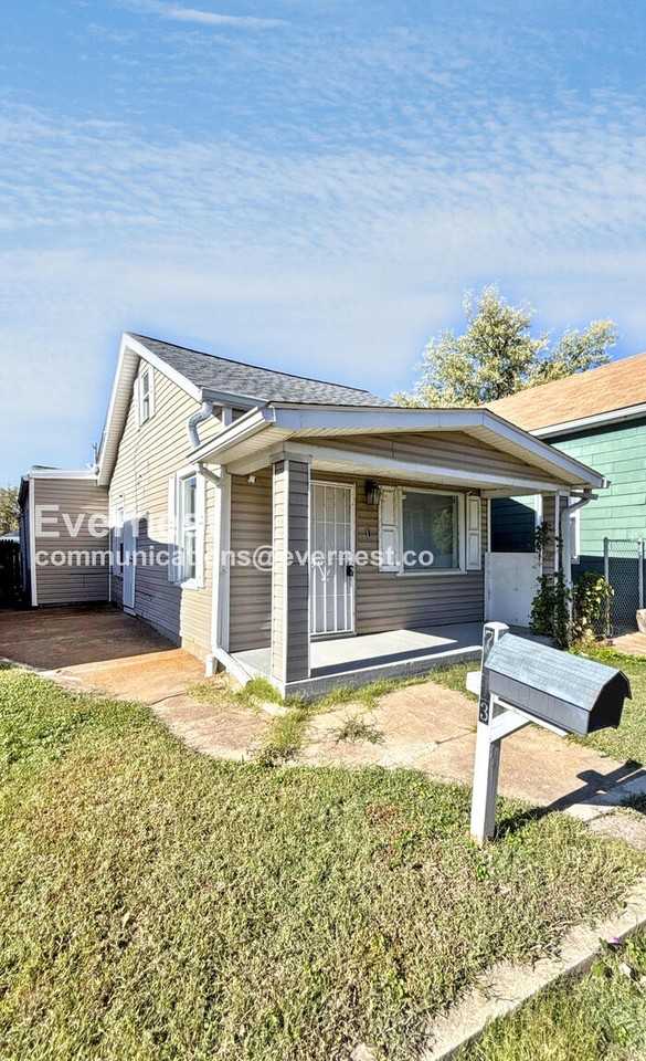 7613 Virginia Ave - Photo 2 of 23