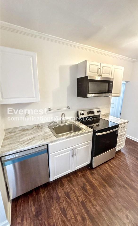 7613 Virginia Ave - Photo 6 of 23