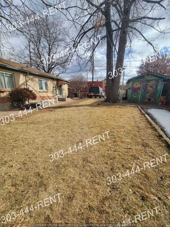 2100 S Grant St #B - Photo 2 of 10