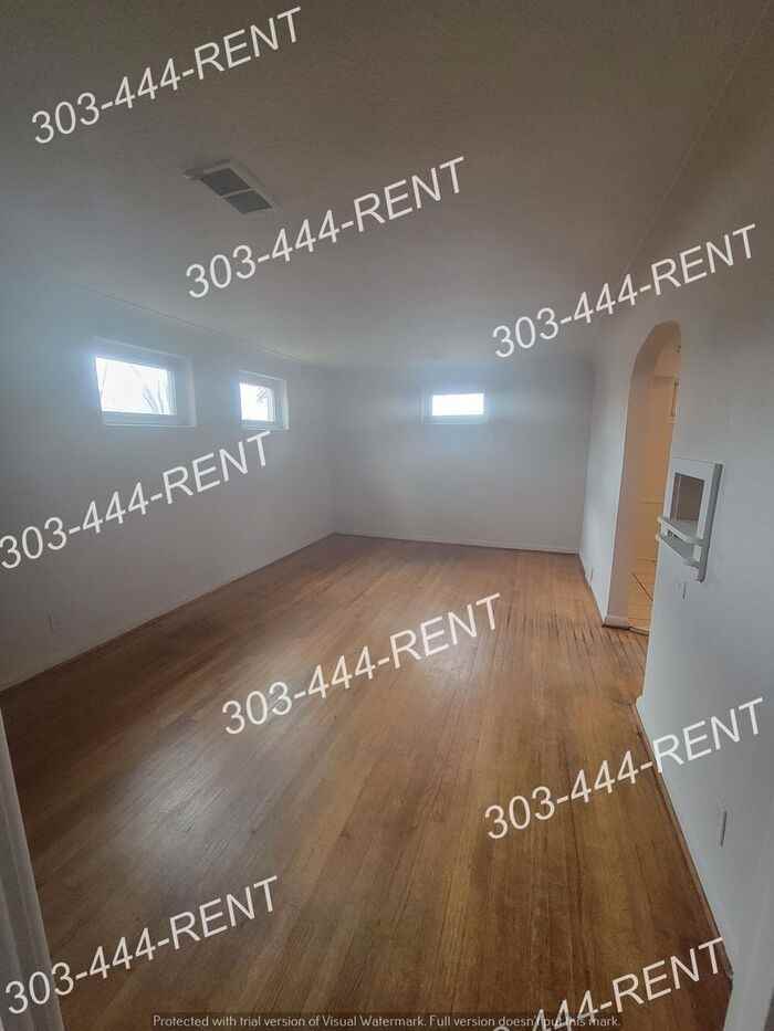 2100 S Grant St #B - Photo 4 of 10