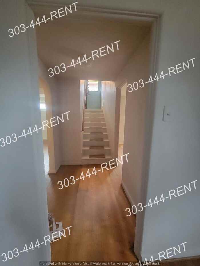 2100 S Grant St #B - Photo 5 of 10