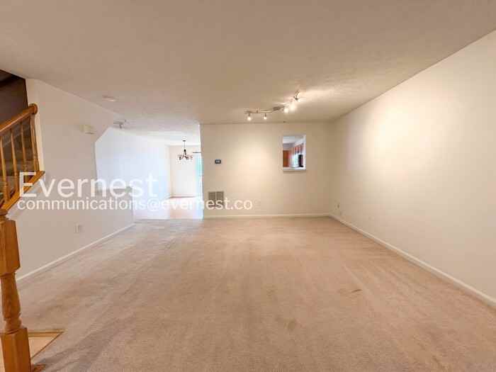 6504 Tapwood Ct - Photo 7 of 32