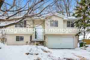 featured image of 10948 Fillmore St Ne