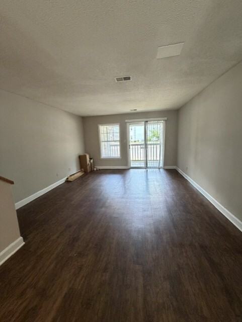 2504 Avent Ferry Rd #205 - Photo 4 of 8