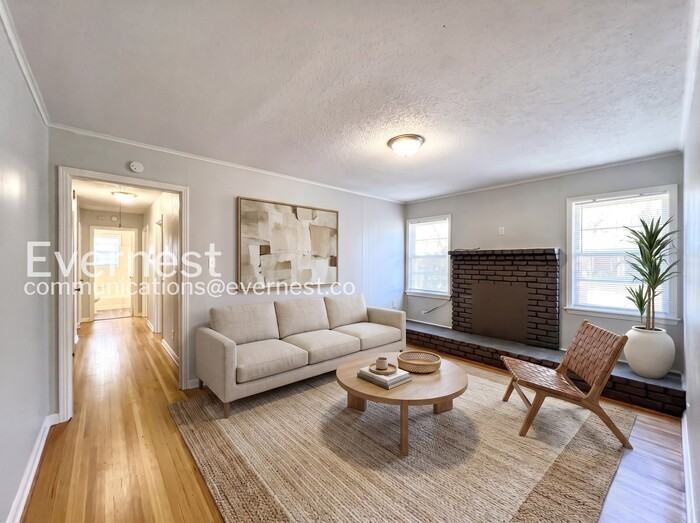 3180 Bluefield St - Photo 3 of 21