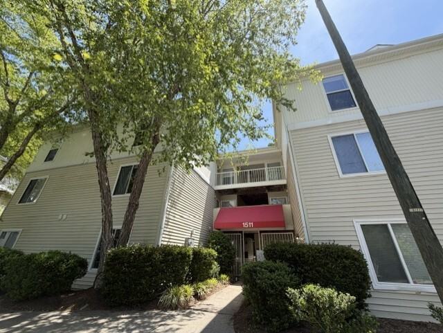 1521 Graduate Ln #304 - Photo 2 of 2