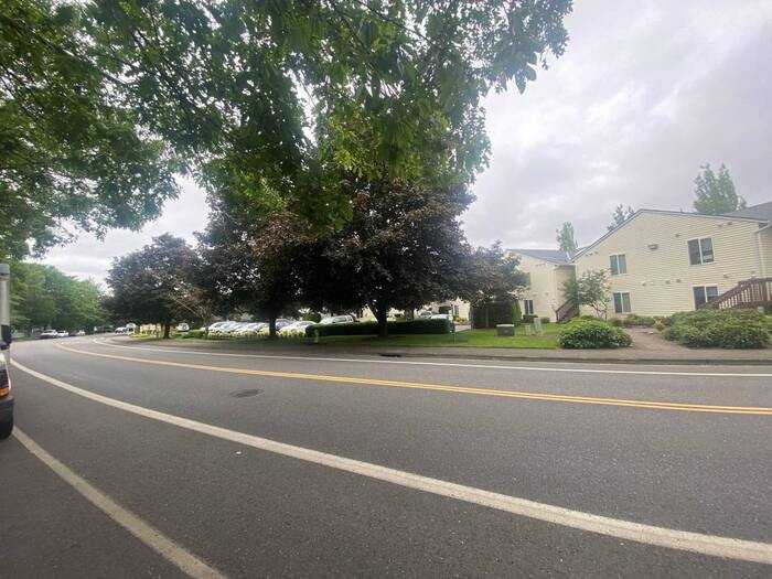 1004 Se Park Crest Ave #A04 - Photo 3 of 8