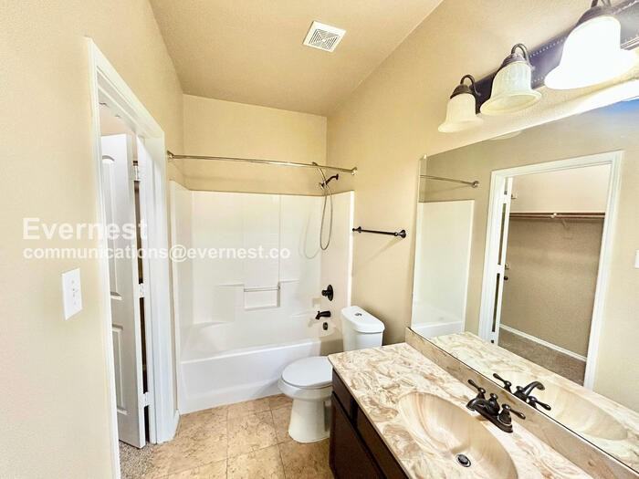1335 Piedmont Dr - Photo 7 of 24
