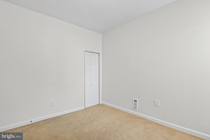 2800 Woodbrook Ave - Photo 6 of 22