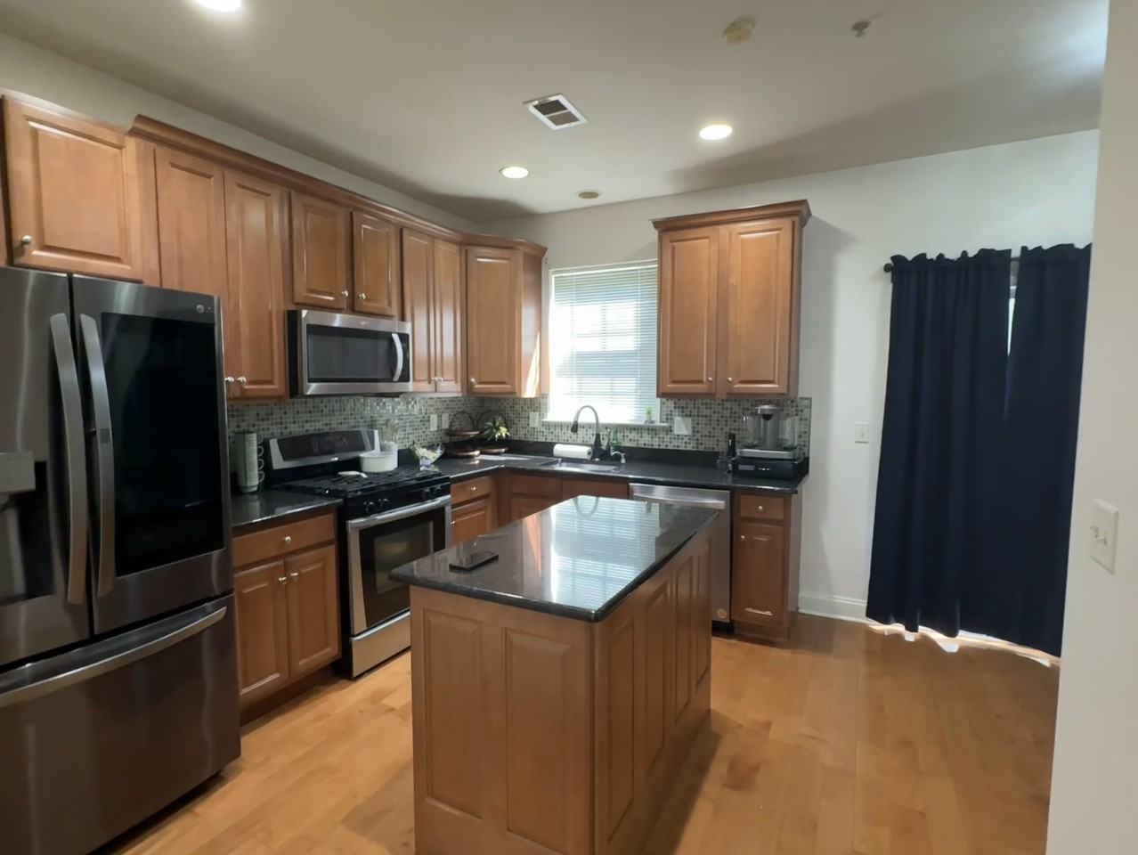 31 Mallard Pl #31 - Photo 5 of 19