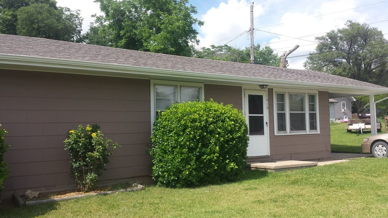 1616 W Ash Ave #1616 - Photo 2 of 14