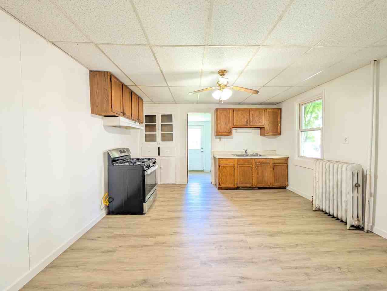 116 118 Division Street #118 - Photo 5 of 21