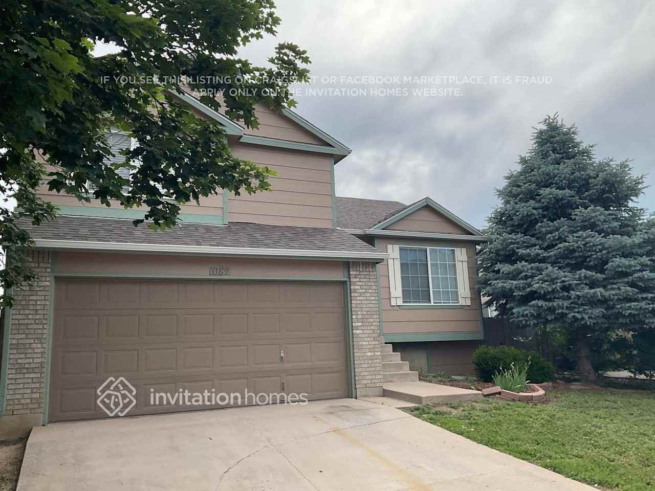 1082 Clogger Ln - Photo 2 of 22