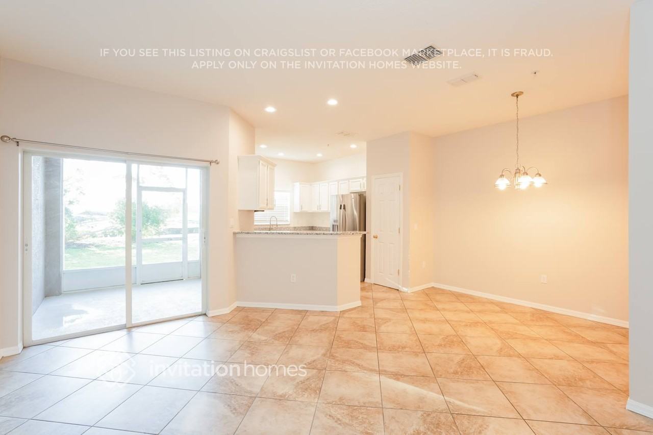 1366 Grantham Dr #1366 - Photo 4 of 15