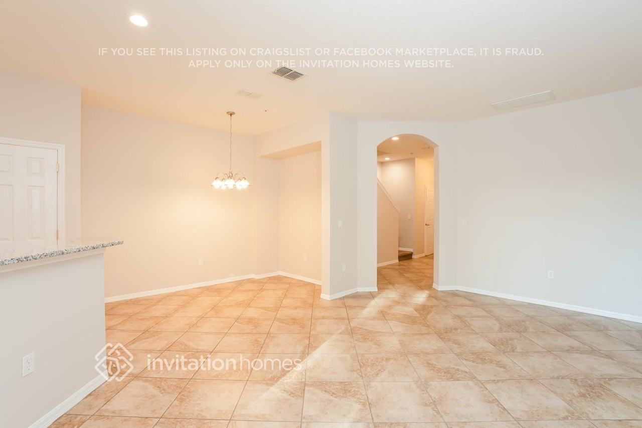 1366 Grantham Dr #1366 - Photo 5 of 15