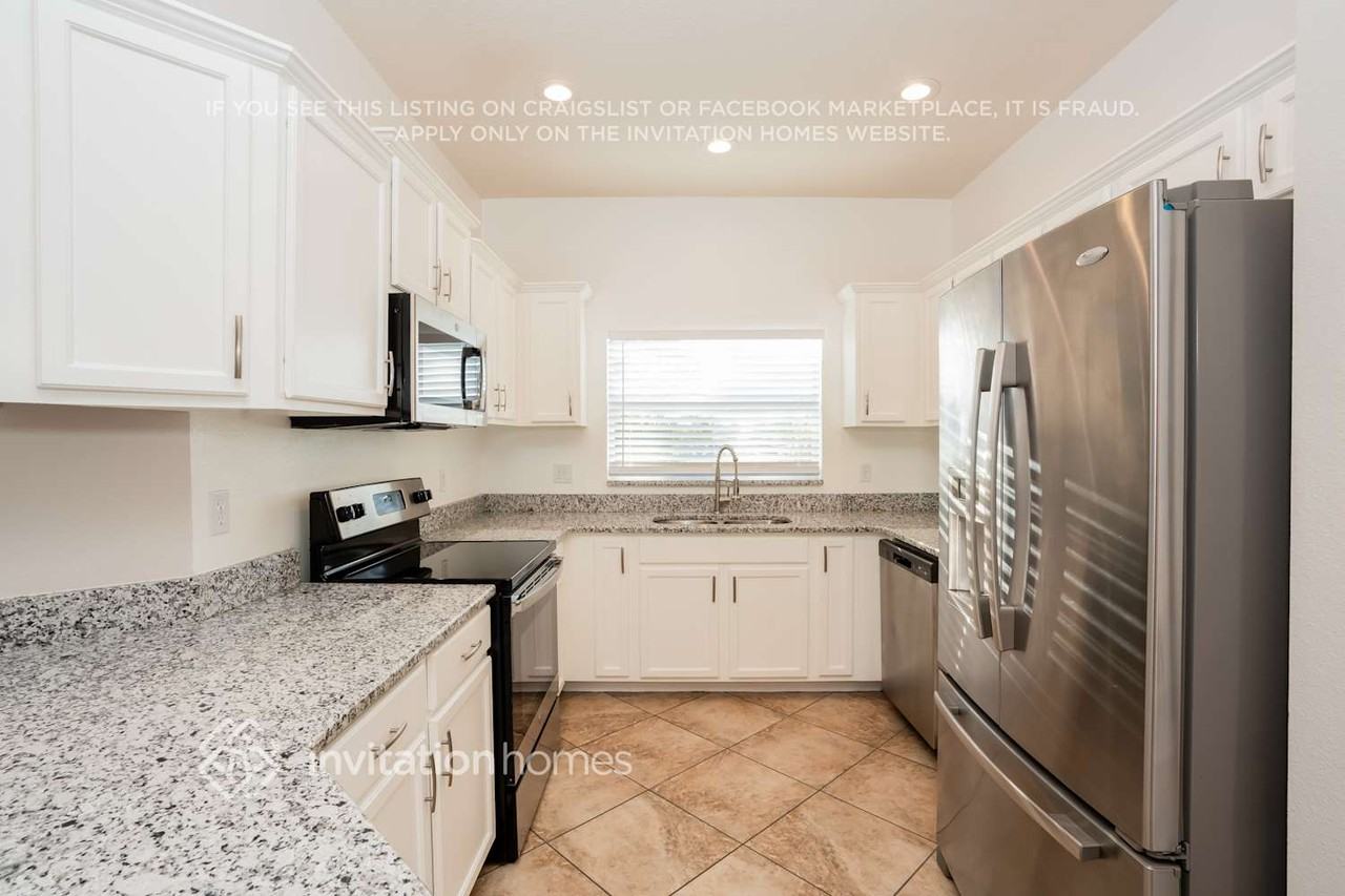 1366 Grantham Dr #1366 - Photo 7 of 15