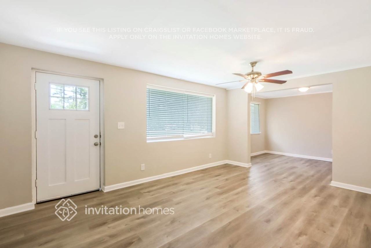 4315 Mercer Rd - Photo 4 of 20