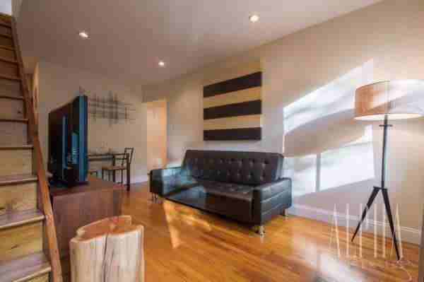 350 E 19th St #3A - Photo 5 of 8