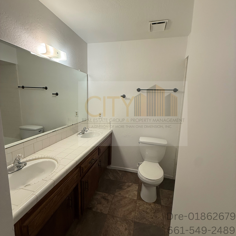 7708 N Laurelglen Blvd #A - Photo 7 of 10
